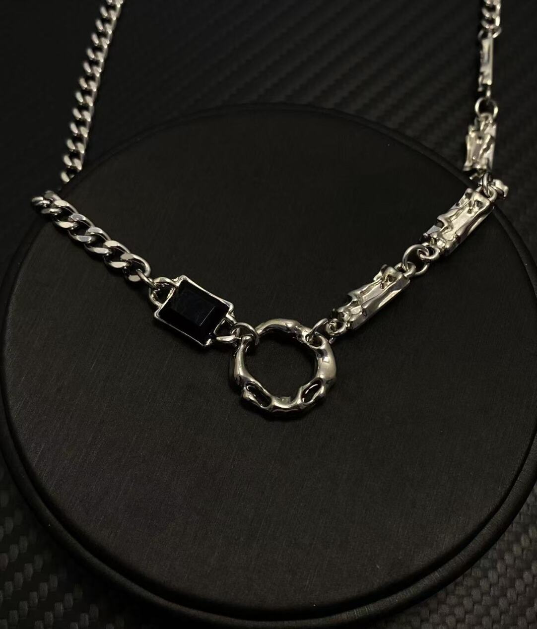 2025NEW美式cleanfit设计感小众潮牌拼接嘻哈高级感个性钛钢项链 · 不规则圆圈项链