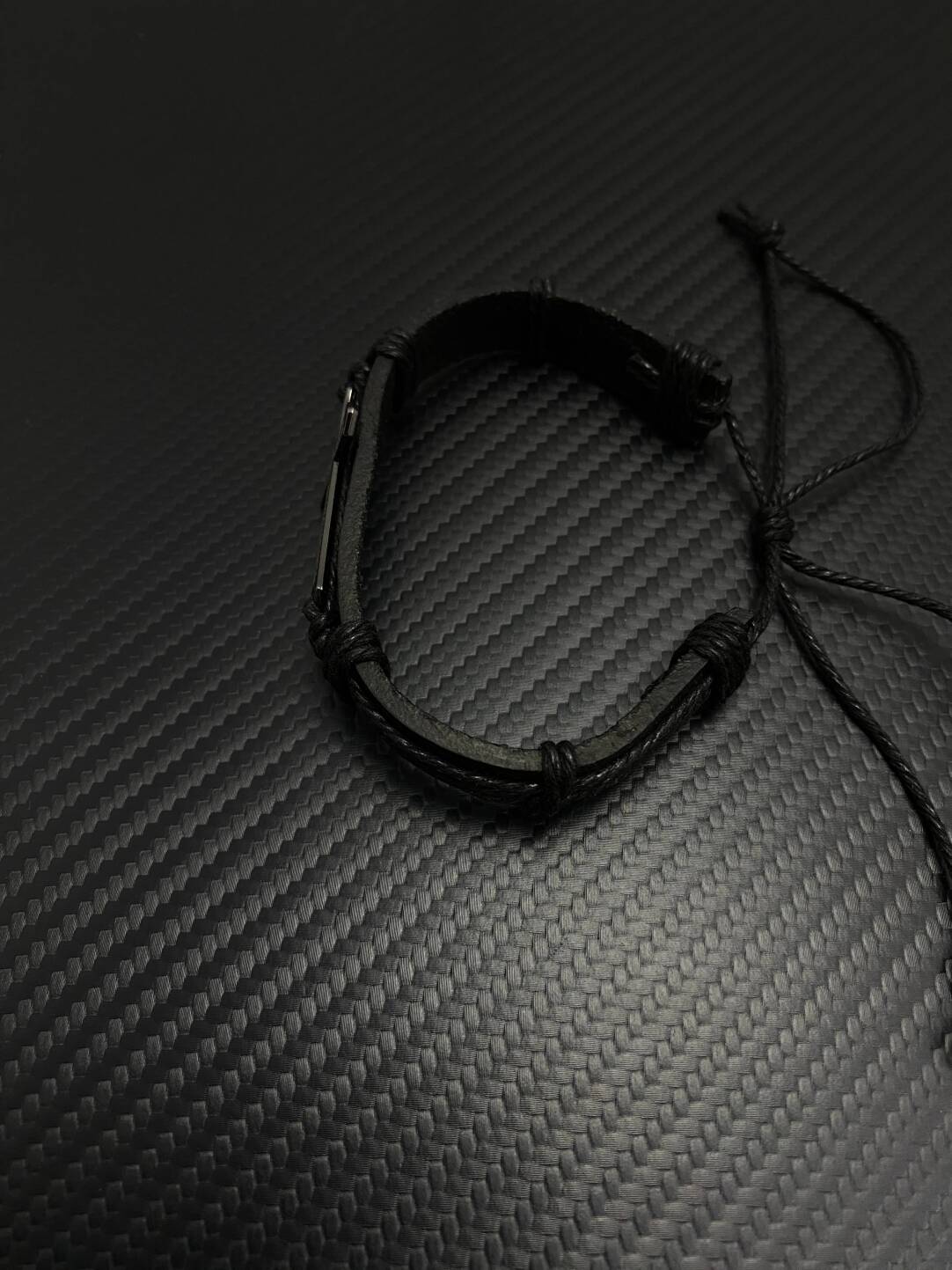 2025NEW美式cleanfit复古个性简约男女情侣设计感十字架皮革手链 · 黑色