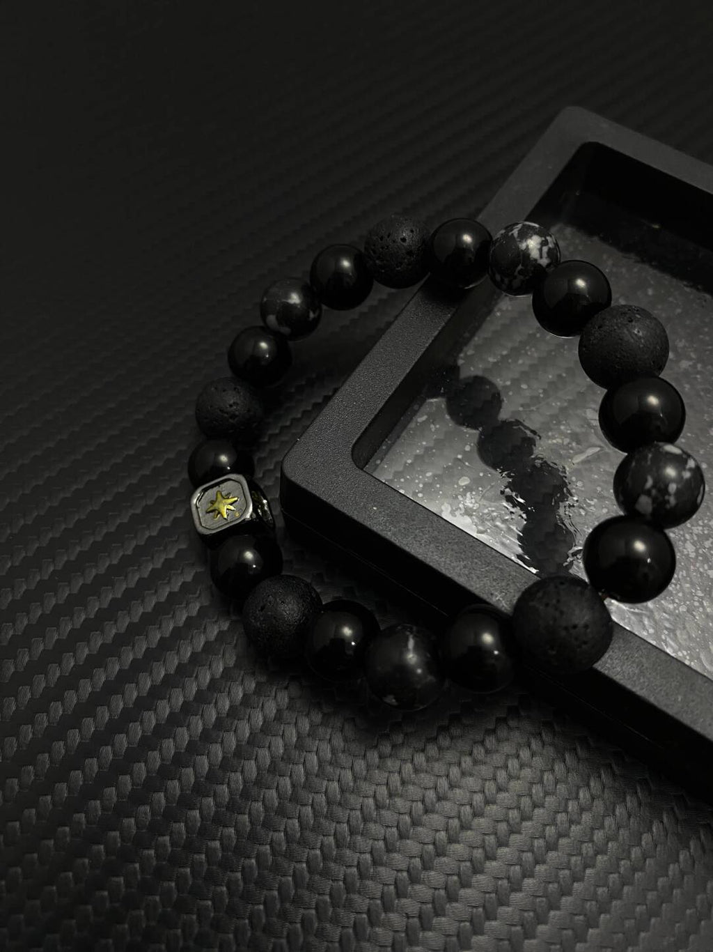 2025NEW新中式复古个性设计感小众火山石黑色情侣男女金芒星手链 · 黑色