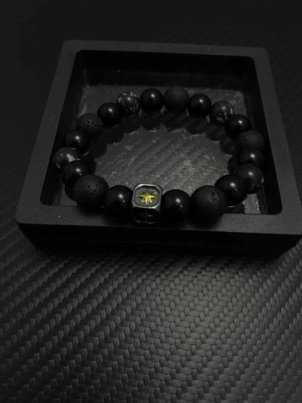 2025NEW新中式复古个性设计感小众火山石黑色情侣男女金芒星手链 · 黑色