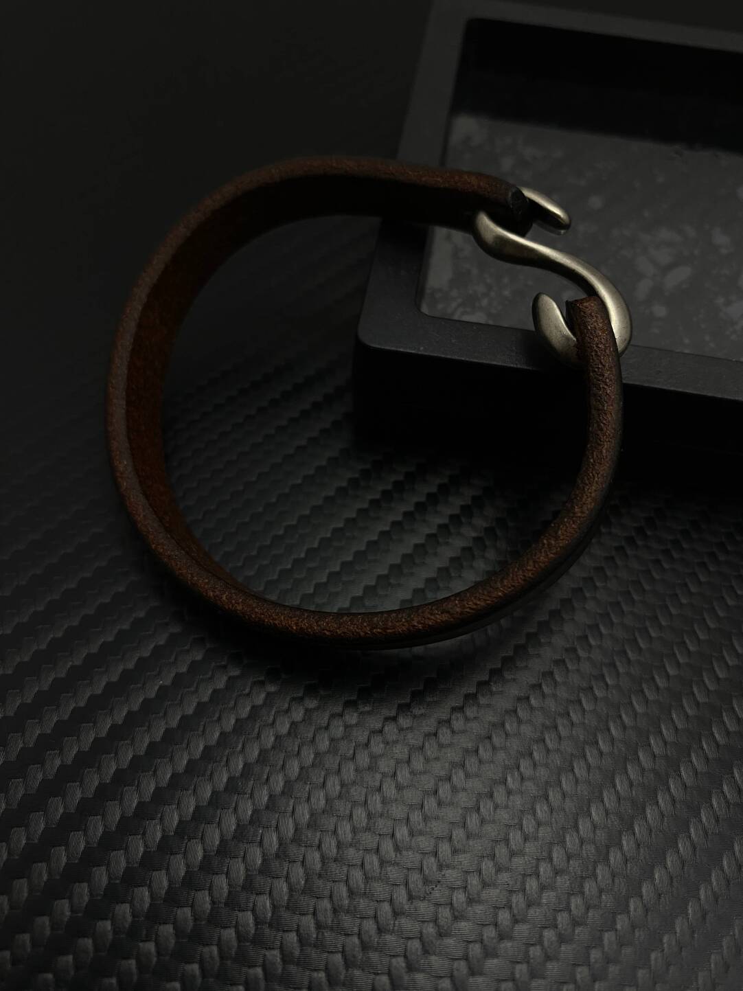 2025NEW美式复古个性时尚高级感男女小众简约百搭皮手链潮