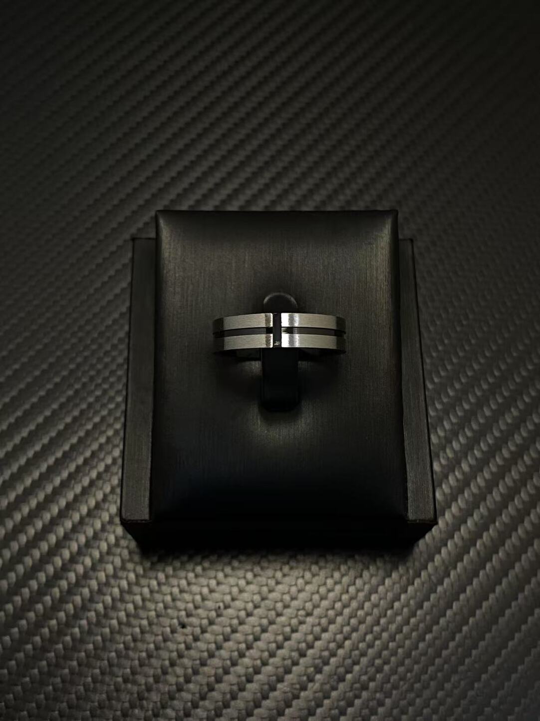 2025NEW美式cleanfit气质十字架条纹指环设计感小众男士钛钢戒指