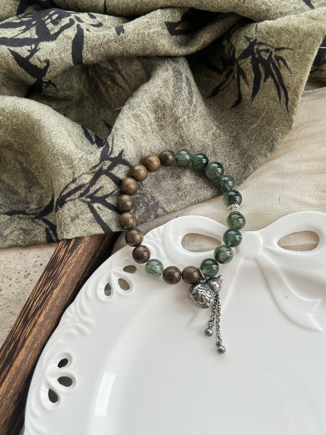 任逍遥｜原创新中式阴沉木绿发晶手串手链