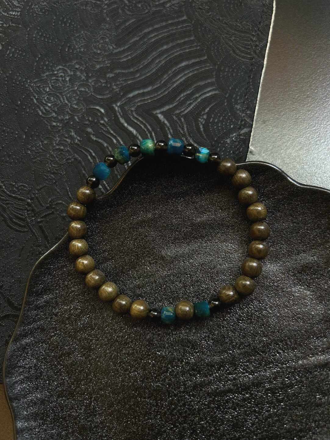 原创新中式蓝虎眼阴沉木手串