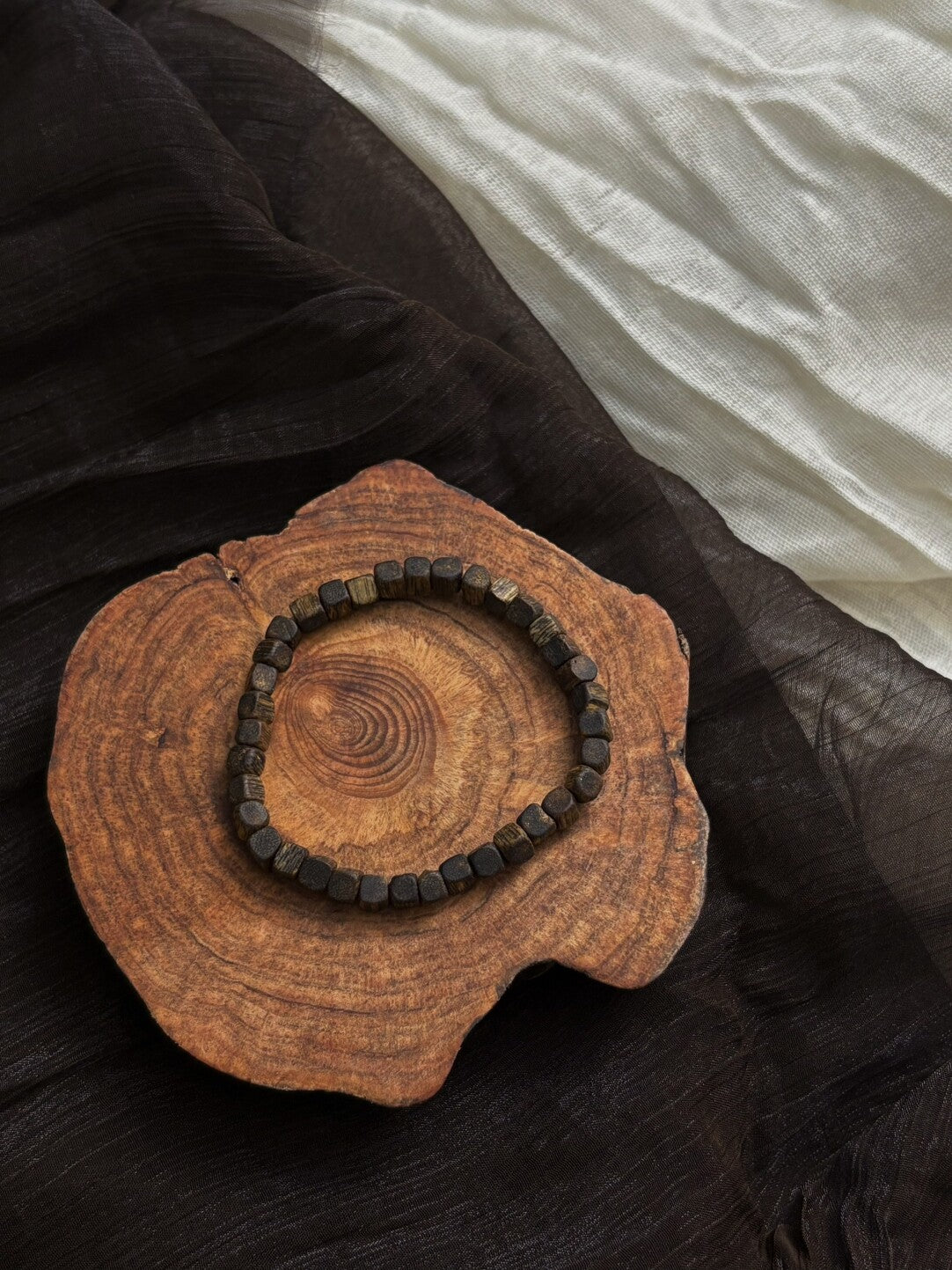 随心·4mm沉香小方糖绿奇楠奇楠沉香手串