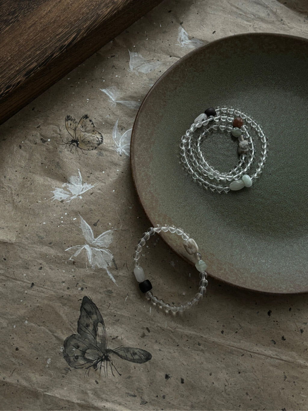 【云关雪栈】｜原创白水晶灰玛瑙天然白玉绿草石降真香手串