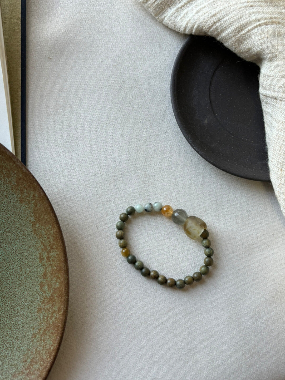 【青瓦桂落】原创新中式绿檀绿兔毛天山兰玛瑙手串